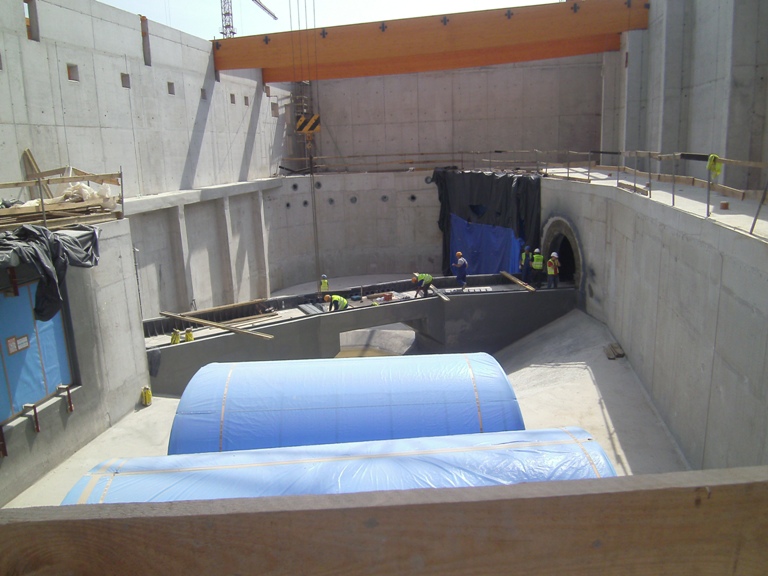 Rekinarium ze szkanym tunelem (w budowie)